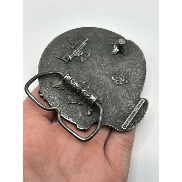 HARLEY DAVIDSON VINTAGE 75 YEAR ANNIVERSARY PEWTER 1978 AMF BELT BUCKLE - Picture 4 of 7